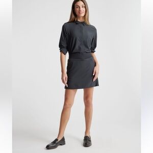 Quince Performance Tech Skort in black